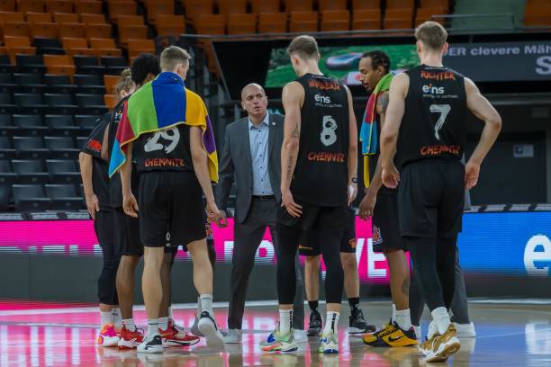 引发争议 引发争议